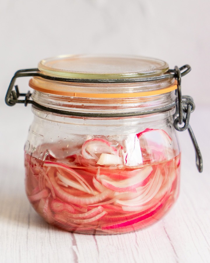 pickled red onions easy