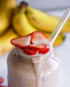 banana strawberry smoothie healthy