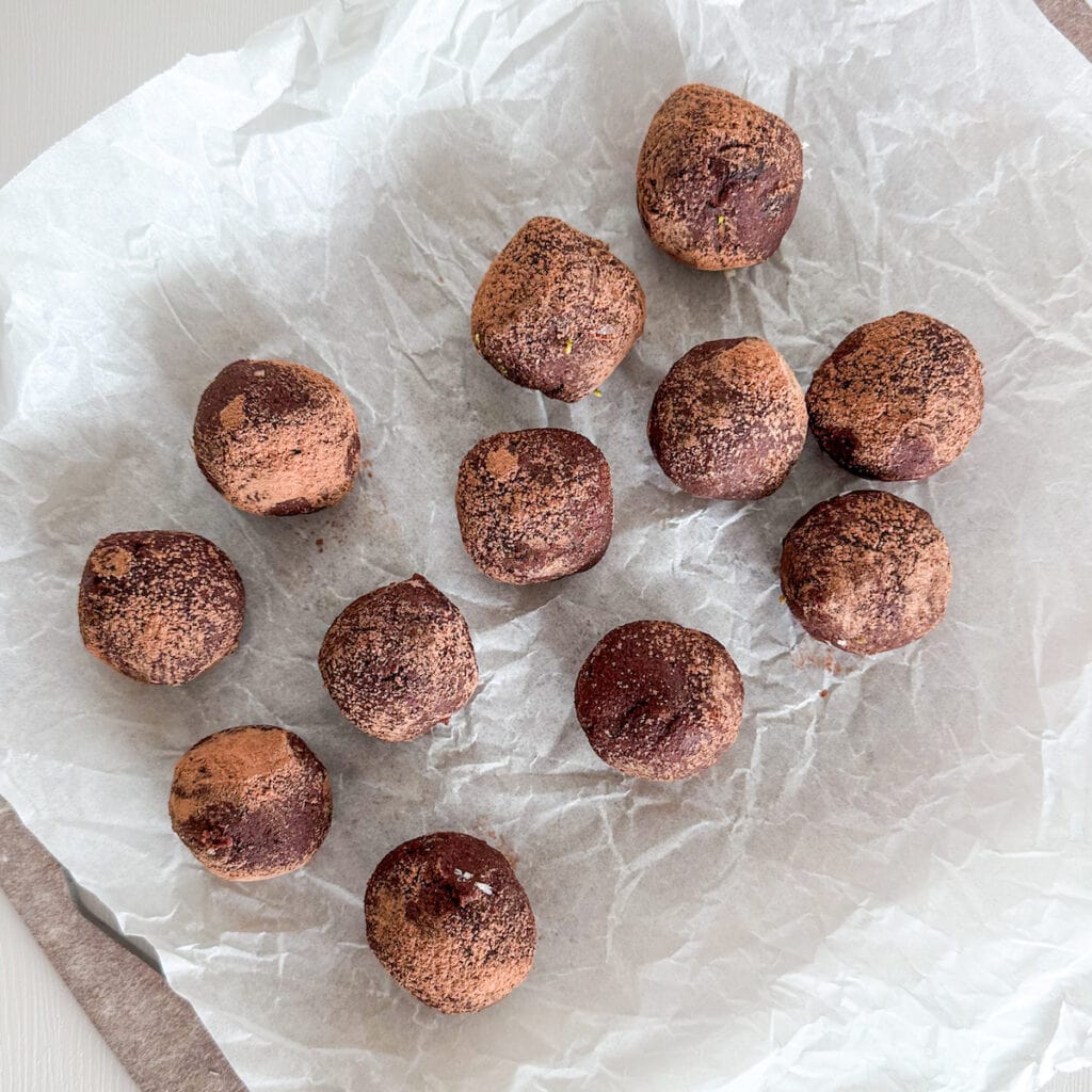 chocolate date balls